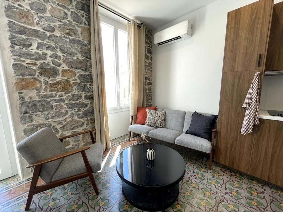 Spacieux, Confort Et Climatise A 500m De La Apartment Carqueiranne